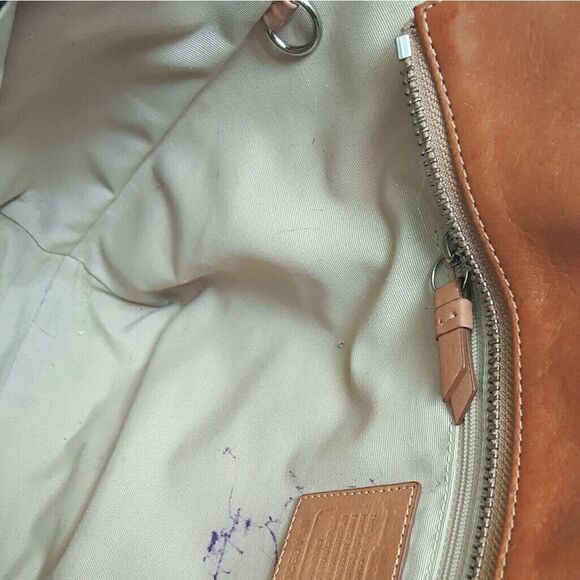 Coach tote bag ❄price drop❄ - Picture 5 of 14